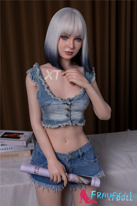 #XT-31-B Natalie B-Cup Kleinen Brüsten XT Doll 161cm